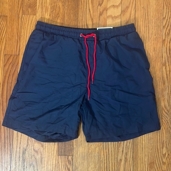 Club Room Men's Quick-Dry Performance Solid 7" Swim Trunks Blue size M NWT - Picture 2 of 7